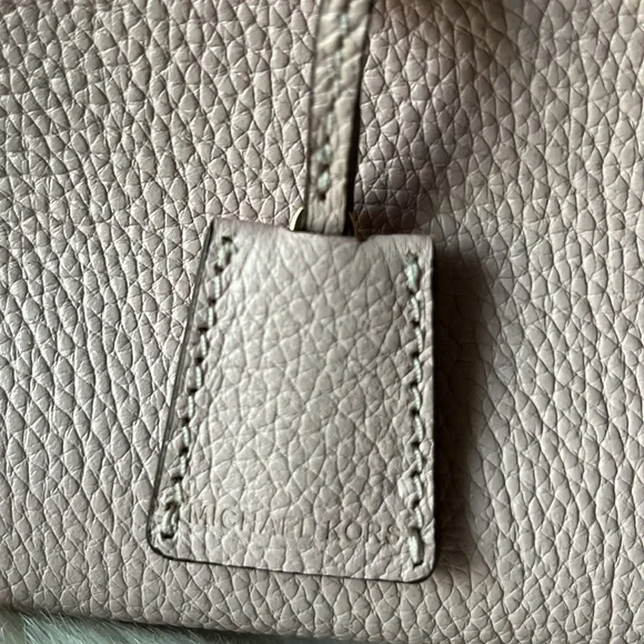 Michael Kors Hamilton Small Crossbody Woman's Travel Messenger Leather Bag Purse - Picture 15 of 15